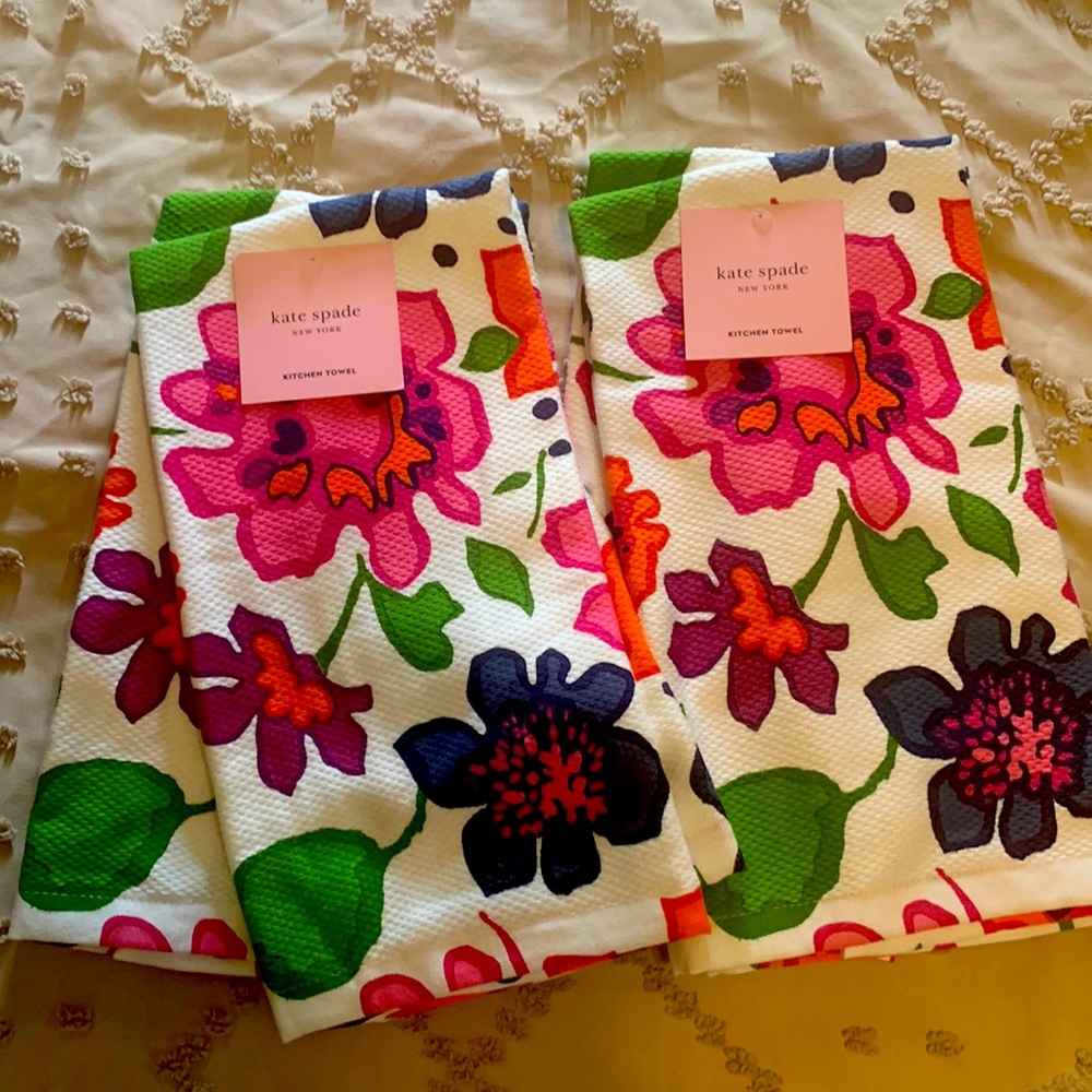 *Brand New* Kate Spade kitchen towels (2pc, 2 sets- 4 towels total)